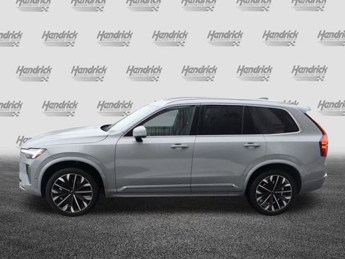 Certified 2025 Volvo XC90 B6 Plus image 7