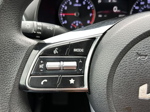 Certified 2023 Kia Forte LXS FWD image 23