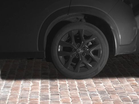 Used 2023 Honda HR-V Sport image 8