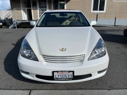 Used 2003 Lexus ES 330 image 2