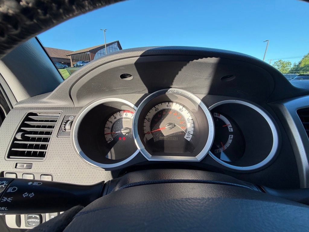 Used 2015 Toyota Tacoma 4x4 Double Cab w/ SR5 Package image 29