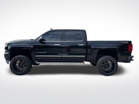 Used 2018 Chevrolet Silverado 1500 LTZ Z71 w/ LTZ Plus Package AWD/4WD image 8