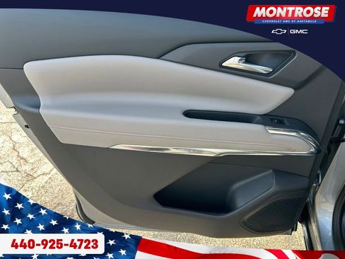 New 2026 Chevrolet Traverse LT w/ Sun and Wheel Package image 21