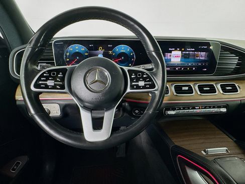 Used 2021 Mercedes-Benz GLE 350 w/ 3rd Row Seat Package image 10