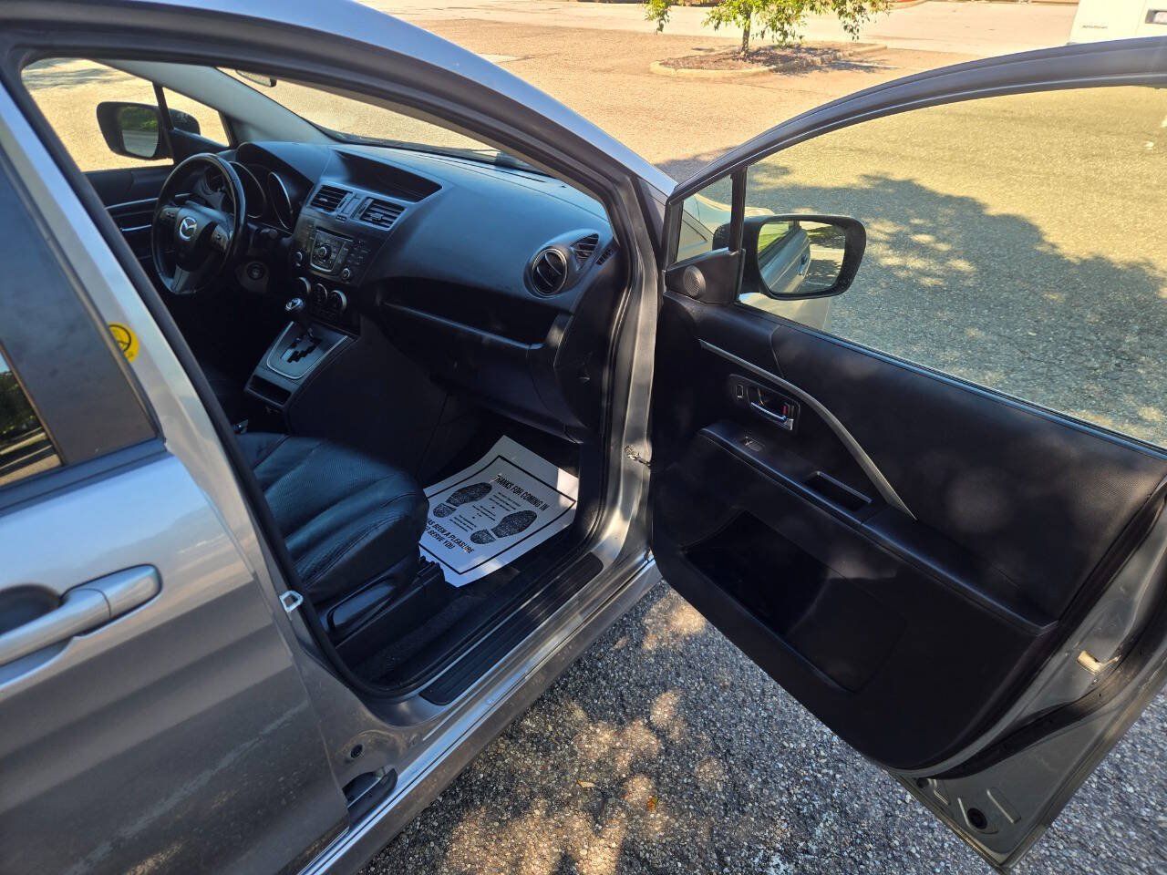 Used 2014 MAZDA MAZDA5 Grand Touring FWD image 23