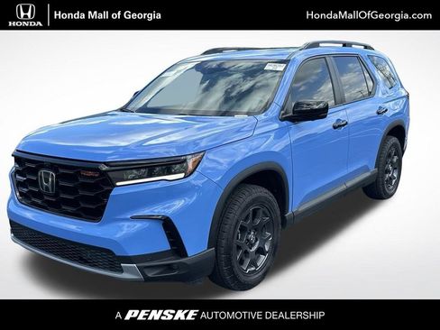 Used 2025 Honda Pilot TrailSport image 1