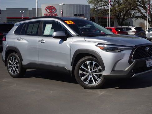 Certified 2023 Toyota Corolla Cross XLE w/ Convenience Package image 7