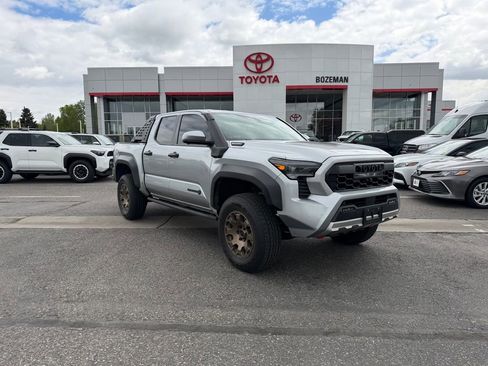Used 2025 Toyota Tacoma 4x4 Double Cab Hybrid image 1