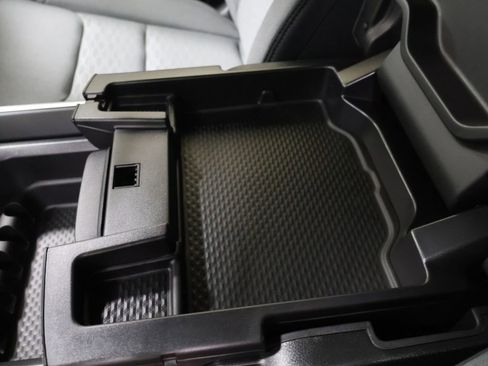 New 2026 RAM 1500 4x4 Crew Cab image 24
