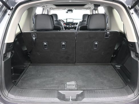 Certified 2023 Honda Pilot Touring image 31