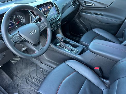Used 2024 Chevrolet Equinox RS w/ RS Leather Package image 10