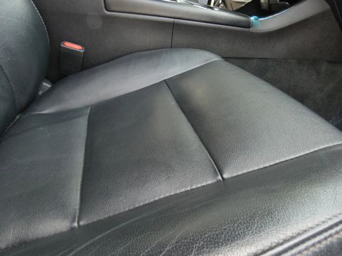 Used 2018 Toyota Avalon XLE image 31