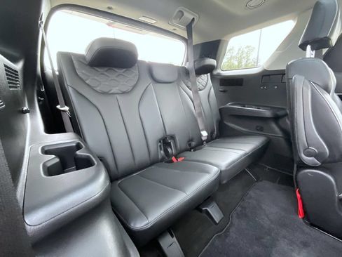 Used 2022 Hyundai Palisade Limited AWD/4WD image 21