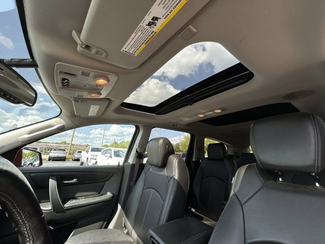 Used 2015 Chevrolet Traverse LT AWD/4WD image 38