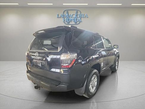 Used 2023 Toyota 4Runner SR5 Premium image 6