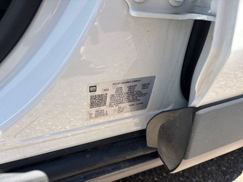 Used 2025 Buick Encore GX Preferred FWD image 28