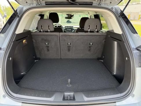 Certified 2023 Chevrolet TrailBlazer LT w/ Convenience Package FWD image 29