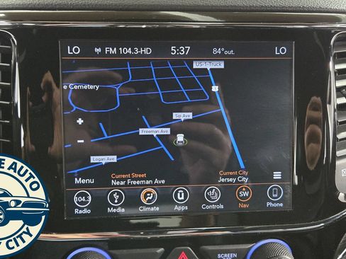 Used 2019 Jeep Grand Cherokee Limited AWD/4WD image 15