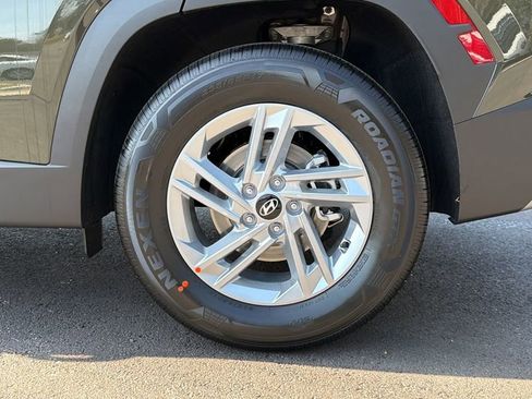 New 2026 Hyundai Tucson SE image 19