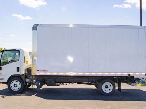 Used 2024 Chevrolet Low Cab Forward 5500XD RWD image 3