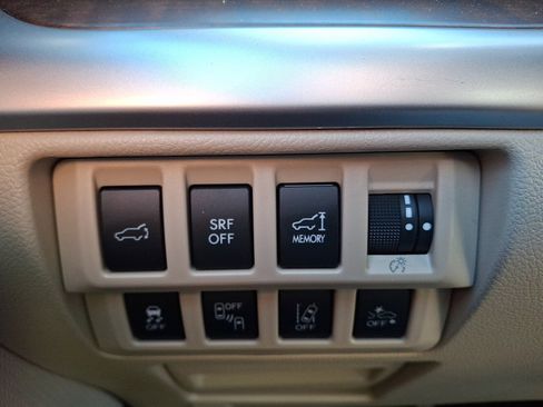 Used 2017 Subaru Outback 2.5i Limited image 26