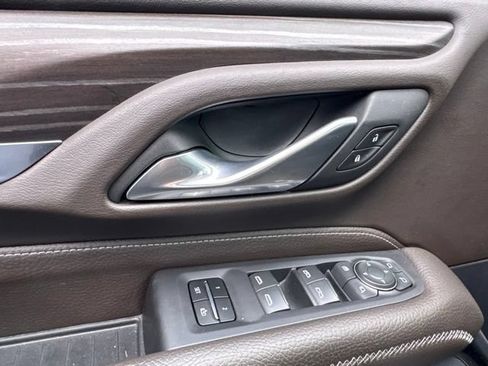 Used 2024 GMC Yukon Denali AWD/4WD image 14