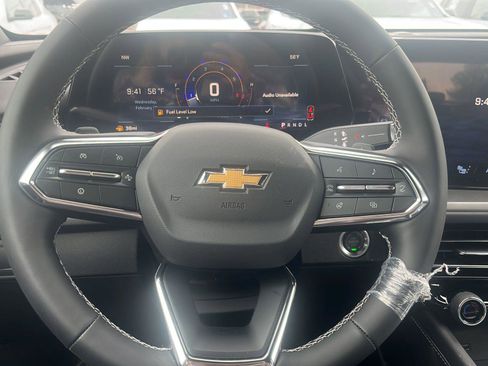 New 2026 Chevrolet Traverse LT w/ LPO, Floor Liner Package image 8