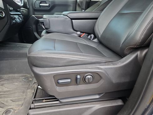 Used 2022 GMC Sierra 1500 SLT AWD/4WD image 16