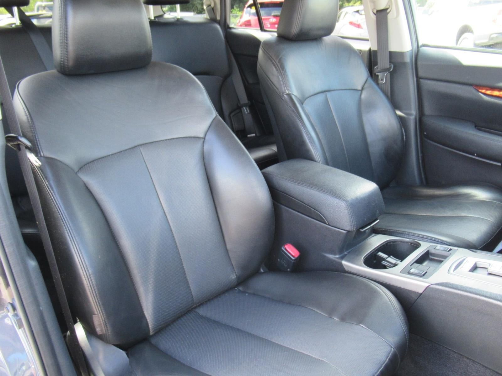 Used 2011 Subaru Outback 2.5i Limited AWD/4WD image 9