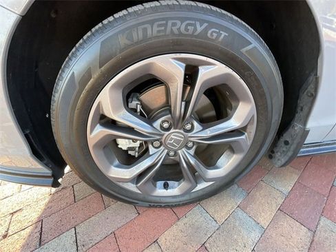 Used 2024 Honda Accord EX-L image 6