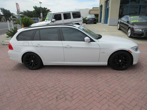 Used 2011 BMW 328i Wagon RWD image 56