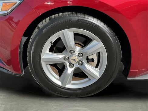 Used 2015 Ford Mustang Coupe image 19