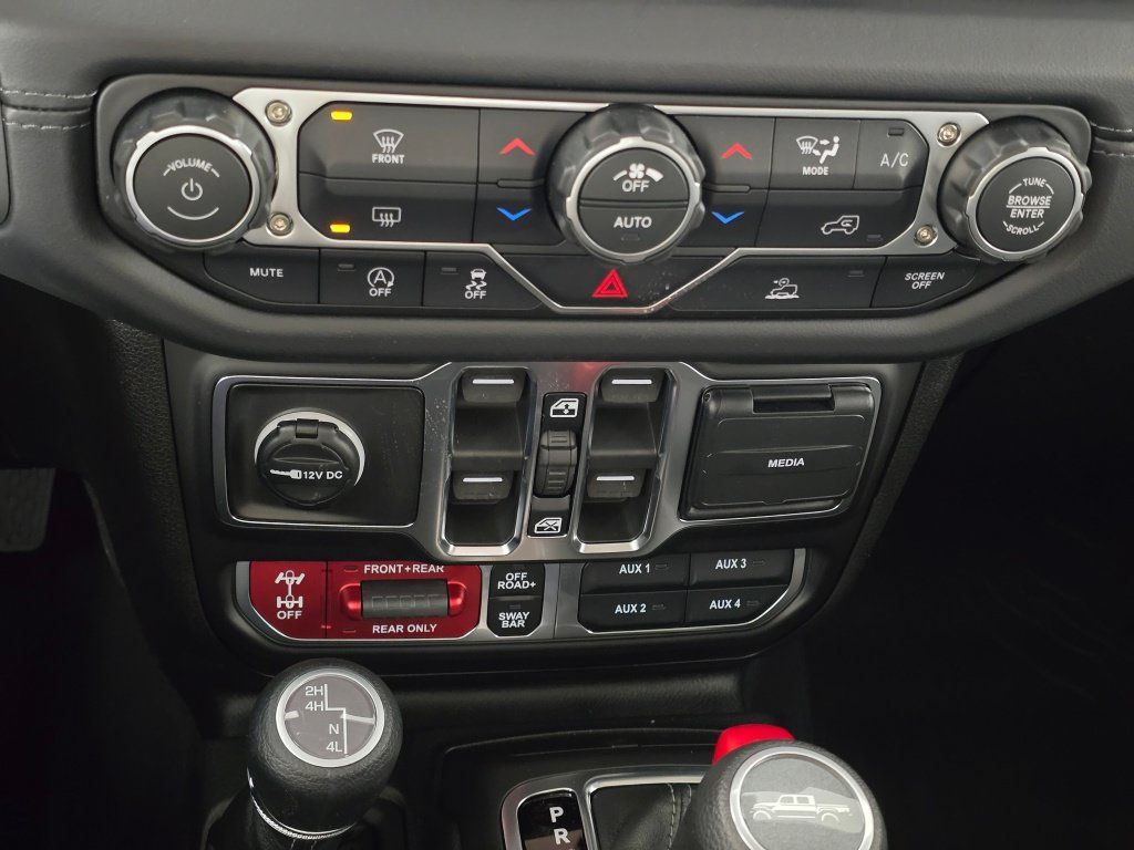 New 2026 Jeep Gladiator Rubicon AWD/4WD image 24