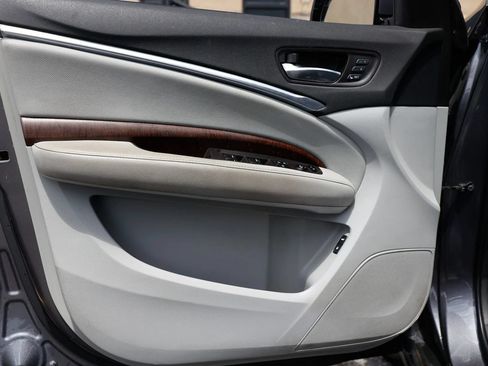 Used 2018 Acura MDX SH-AWD image 44