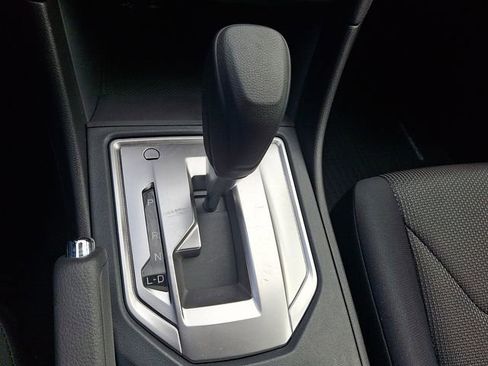 Used 2023 Subaru Crosstrek 2.0i image 14