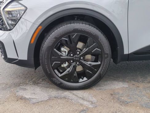 Certified 2025 Kia Sportage X-Line w/ Premium Package AWD/4WD image 11