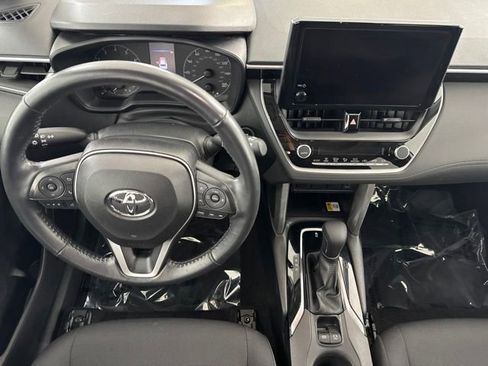 Used 2023 Toyota Corolla Cross LE w/ Moonroof Package AWD/4WD image 28