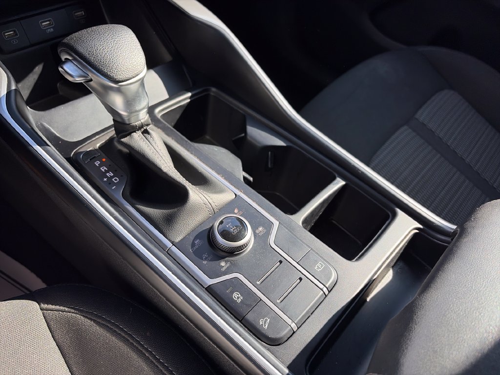 Used 2023 Kia Sorento LX AWD/4WD image 21