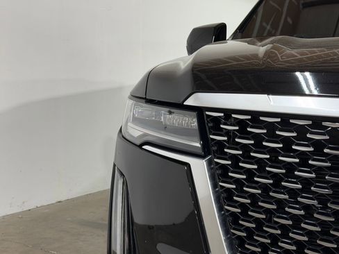 Certified 2023 Cadillac Escalade Premium Luxury w/ Performance Package AWD/4WD image 10