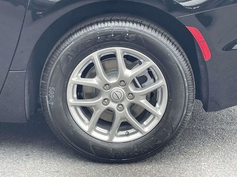 New 2026 Chrysler Pacifica Select image 12