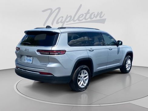 Used 2023 Jeep Grand Cherokee L Laredo RWD image 6
