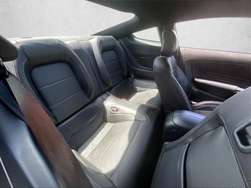 Used 2022 Ford Mustang GT Premium w/ Equipment Group 401A RWD image 28