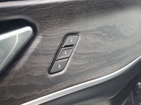 New 2025 Jeep Grand Cherokee L Limited AWD/4WD image 9