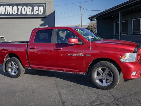 Used 2011 RAM 1500 Sport w/ Sport Premium Group image 3