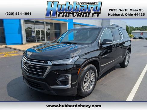 Used 2023 Chevrolet Traverse LT FWD image 1