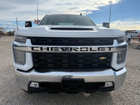 Used 2023 Chevrolet Silverado 2500 LT w/ Convenience Package image 3