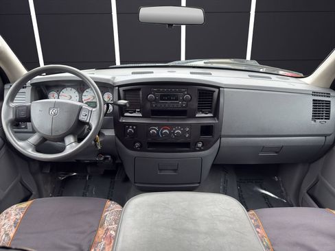 Used 2007 Dodge Ram 1500 Truck ST w/ Special Edition Group image 13