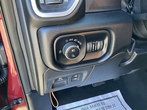 Used 2019 RAM 1500 Big Horn RWD image 23