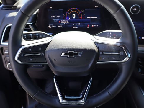 Used 2025 Chevrolet Tahoe High Country image 24