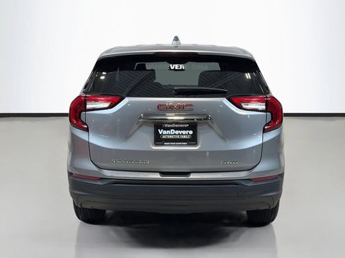 Used 2023 GMC Terrain SLE AWD/4WD image 8